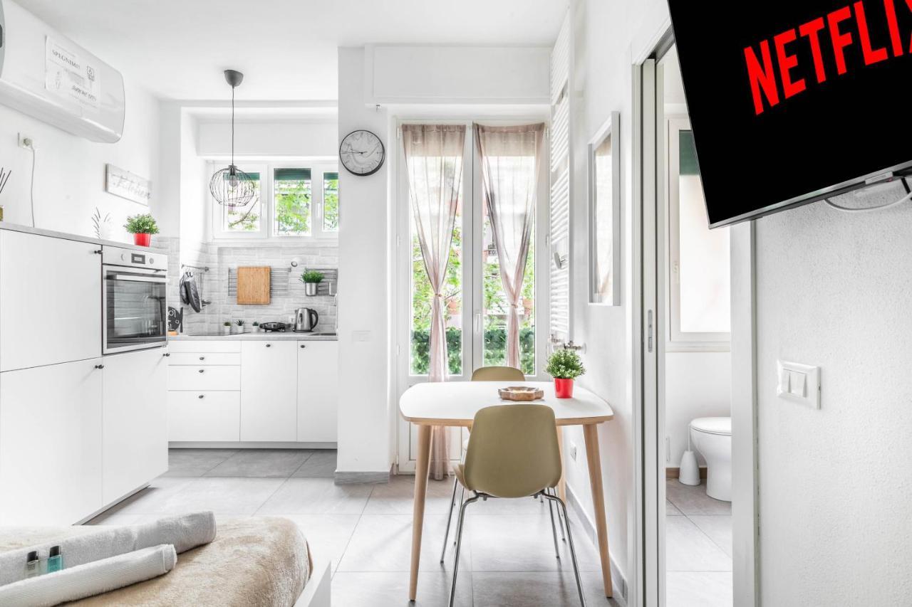 Eden House Sansiro-duomo Netflix & Design Appartamento Milano