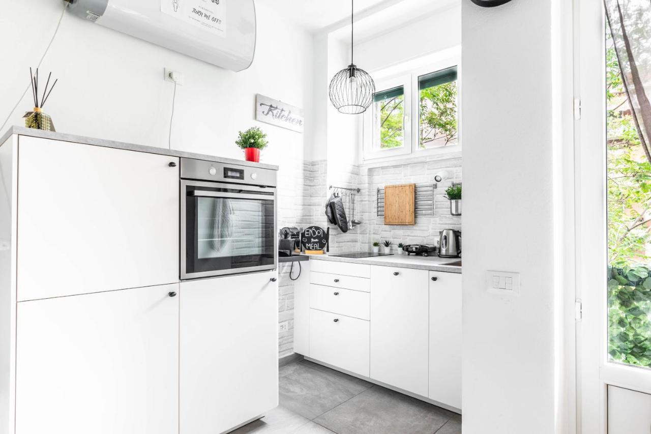 Eden House Sansiro-duomo Netflix & Design Appartamento